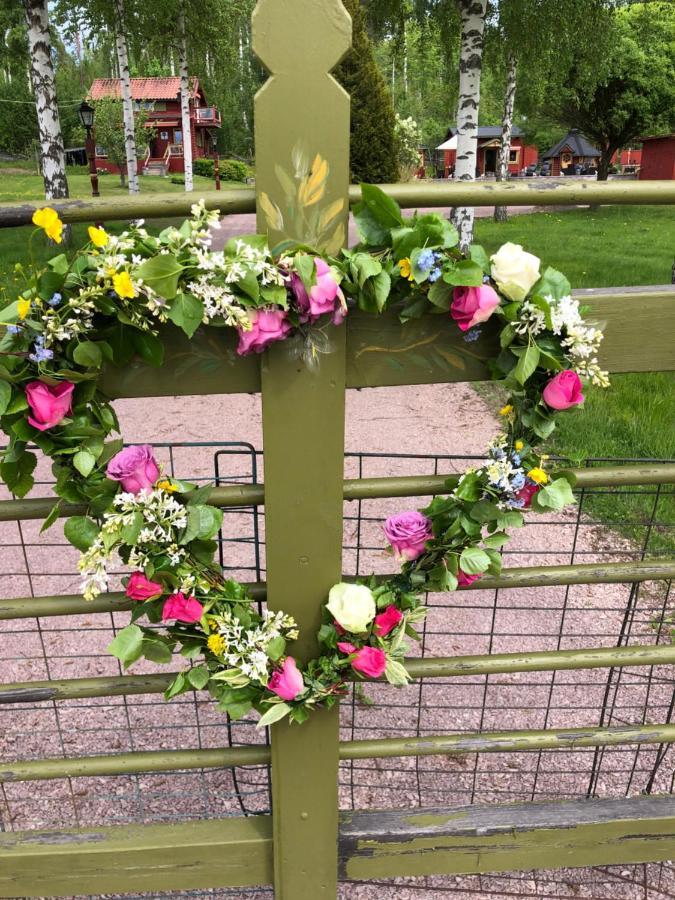 Mysigt Boende I Raettvik Med Utsikt Oever Siljan Zewnętrze zdjęcie